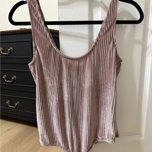 Elegant Mauve Sleeveless Bodysuit